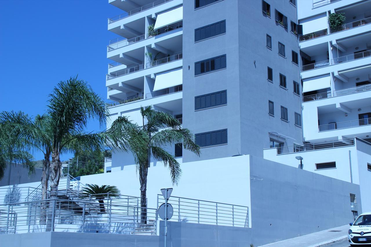 Reggionord Acomodação com café da manhã Reggio di Calabria Exterior foto